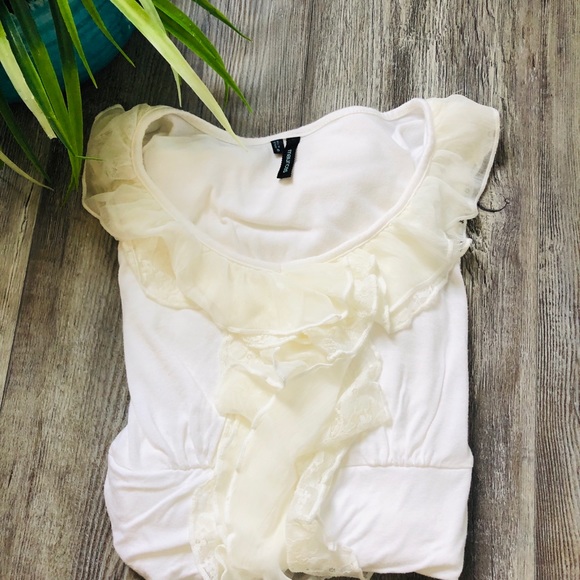 Maurice’s cream blouse size small lace detail - Picture 6 of 6